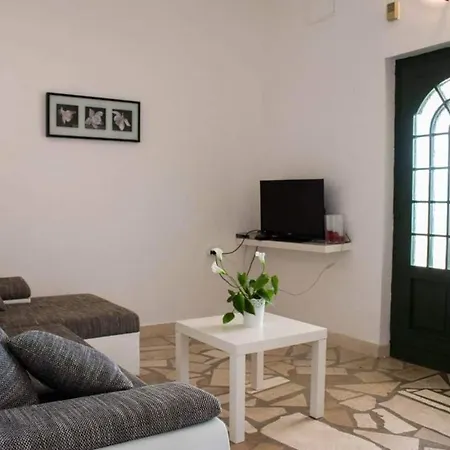 Apartman Kat * Rogoznica (Sibenik-Knin)